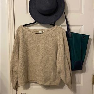 Gap sweater worn once